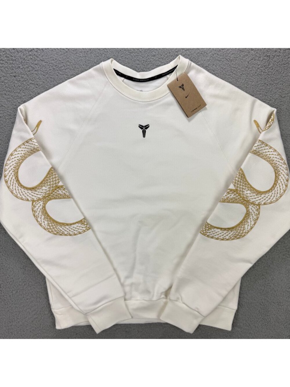 Nike Kobe Sweatshirt Mens Small Sail White Year Of Mamba Therma Fit Snake Bryant